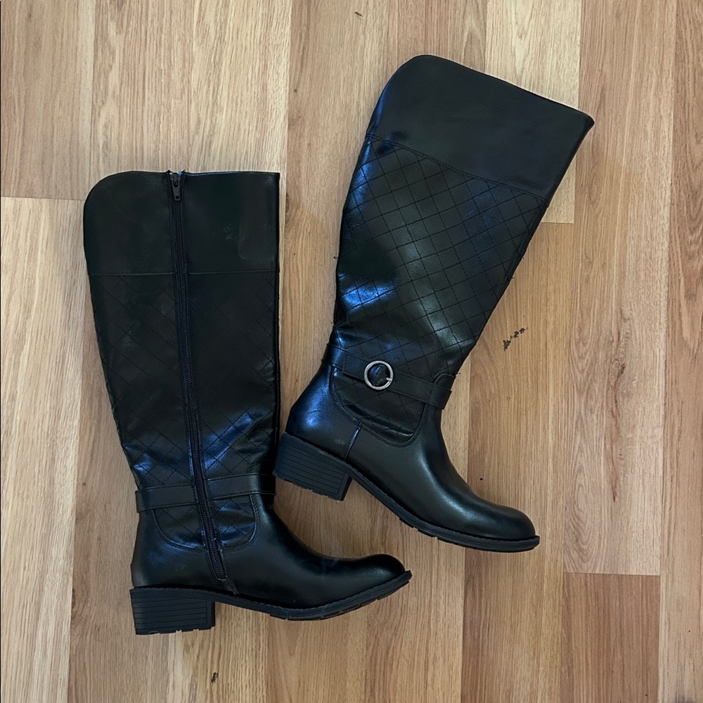 St. John’s Bay‎ Black Knee-High Boots